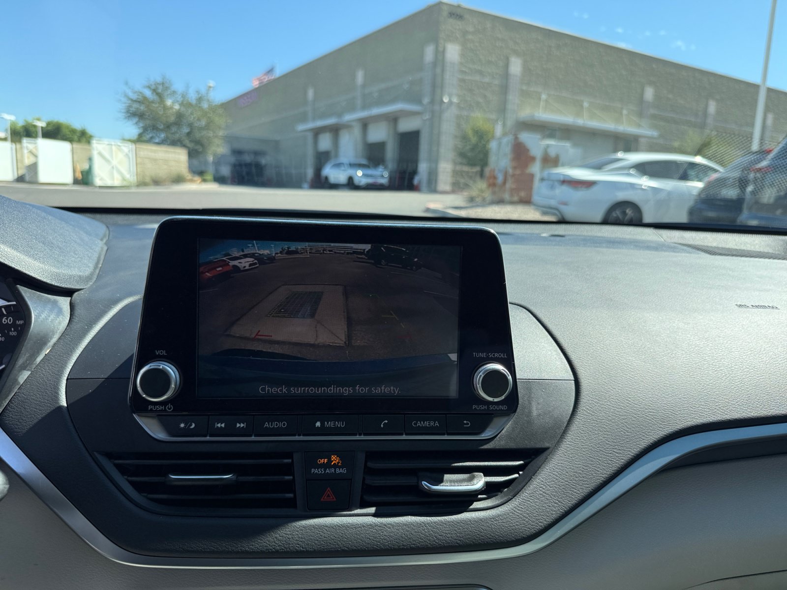 Used 2022 Nissan Altima 2.5 SV FWD image 22
