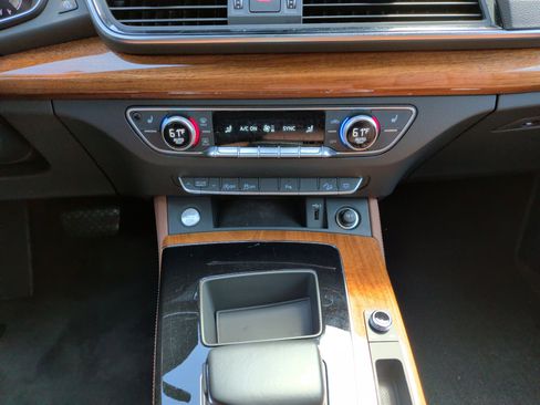 Used 2023 Audi Q5 2.0T Premium Plus w/ Premium Plus Package image 28