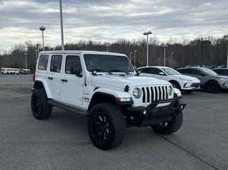 Used 2018 Jeep Wrangler Unlimited Sahara w/ Uconnect 4C Nav & Sound Group video 2