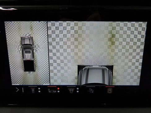 Used 2025 GMC Sierra 1500 Denali Ultimate image 18