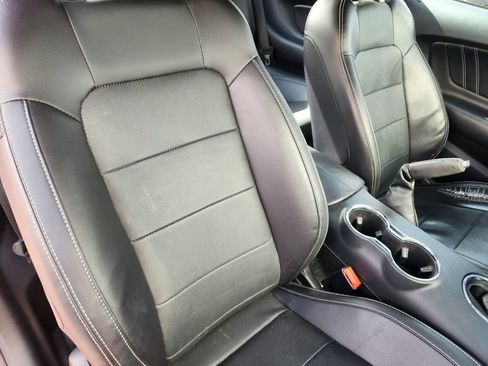 Used 2017 Ford Mustang GT Premium w/ Equipment Group 401A image 19