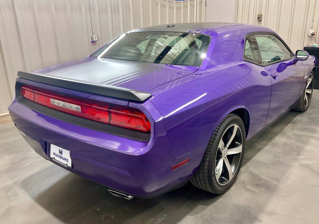 Used 2014 Dodge Challenger R/T RWD image 25