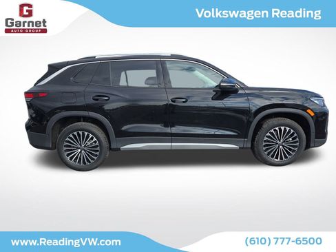 New 2025 Volkswagen Tiguan S image 6