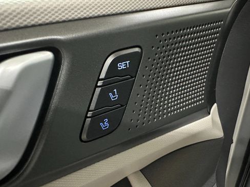 Used 2019 Hyundai Ioniq Limited w/ Ultimate Package 02 image 23