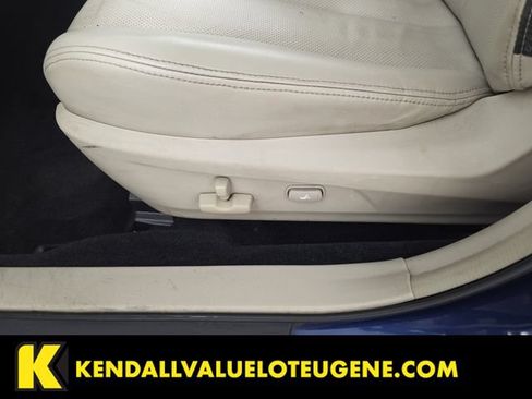 Used 2010 Subaru Legacy 2.5i Limited AWD/4WD image 16