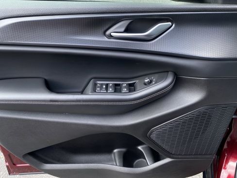 Used 2023 Jeep Grand Cherokee Laredo image 69