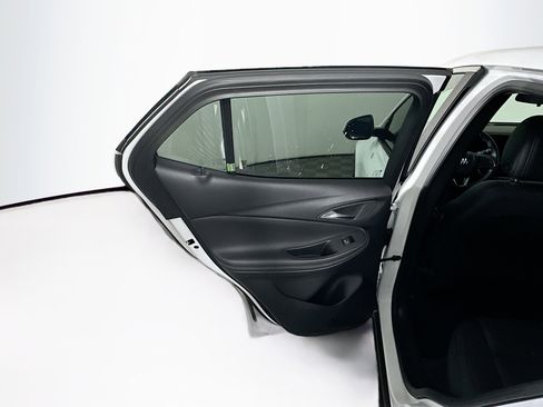 Used 2025 Buick Encore GX Preferred FWD image 26