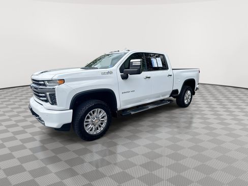 Certified 2022 Chevrolet Silverado 2500 High Country w/ Z71 Off-Road Package AWD/4WD image 4