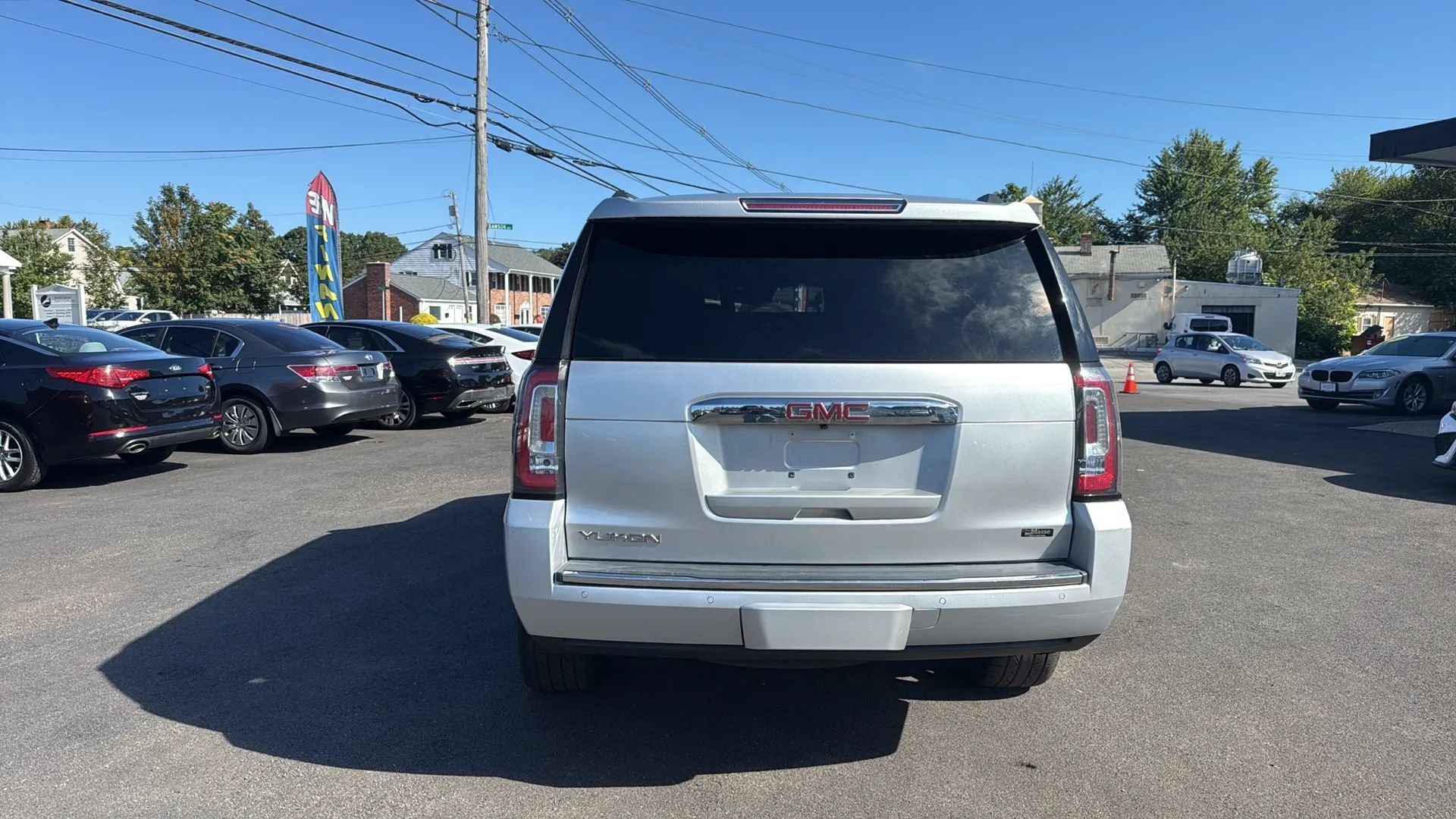 Used 2018 GMC Yukon Denali w/ Denali Ultimate Package AWD/4WD image 6