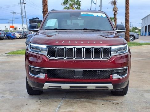 Used 2024 Jeep Wagoneer Series II w/ Flexible Seating Group RWD image 2