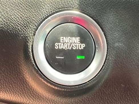 Used 2022 GMC Terrain AT4 w/ Infotainment Package II AWD/4WD image 22