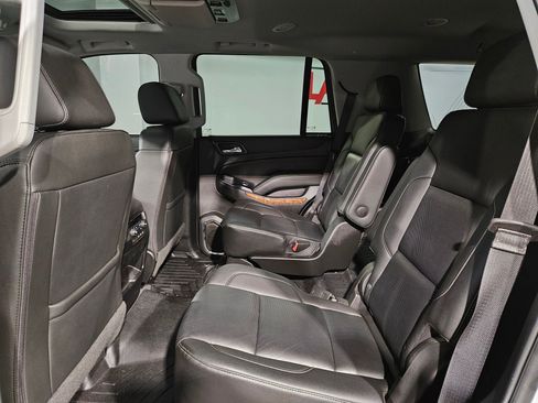 Used 2019 Chevrolet Tahoe Premier AWD/4WD image 38