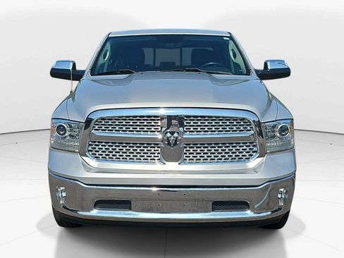 Used 2016 RAM 1500 Laramie AWD/4WD image 9