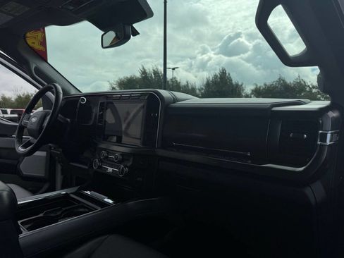 Used 2024 Ford F350 Lariat w/ Black Appearance Package image 36