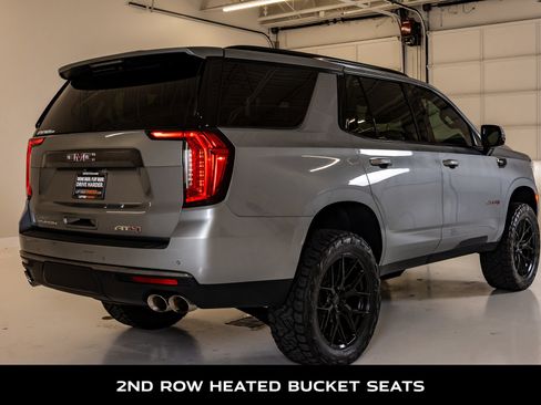 Used 2023 GMC Yukon AT4 w/ Technology Package AWD/4WD image 10