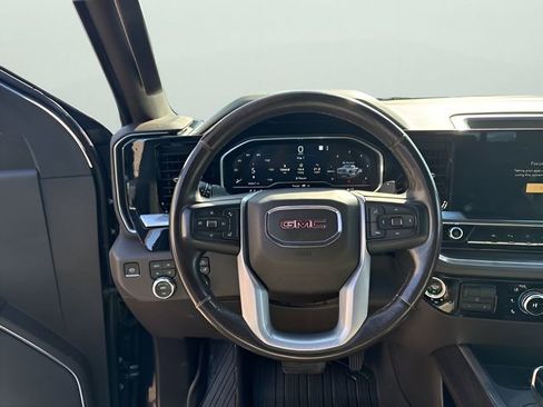 Used 2022 GMC Sierra 1500 SLT w/ SLT Premium Plus Package image 17