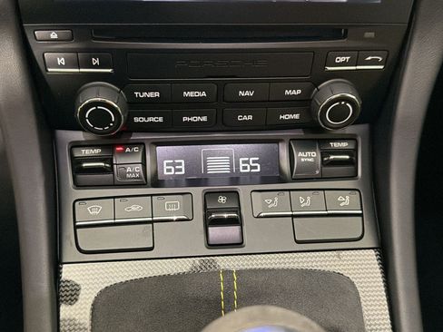 Certified 2019 Porsche 911 GT3 RWD image 18