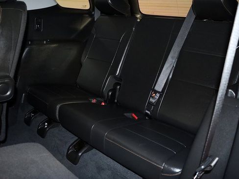 Used 2021 Chevrolet Traverse RS w/ LPO, Floor Liner Package image 14