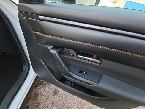 Used 2025 MAZDA CX-50 AWD 2.5 Hybrid w/ Premium Pkg image 22