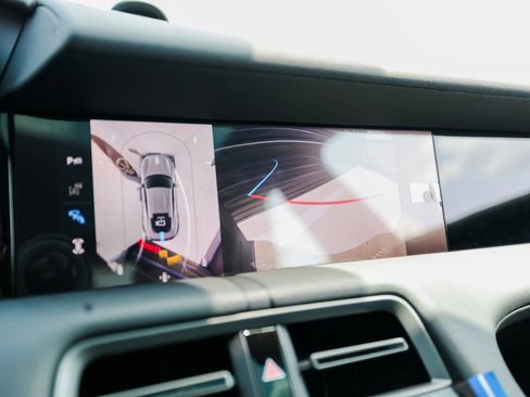 New 2026 Porsche Taycan image 19