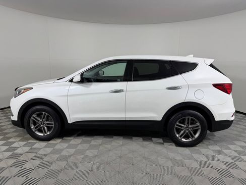 Used 2017 Hyundai Santa Fe Sport image 8