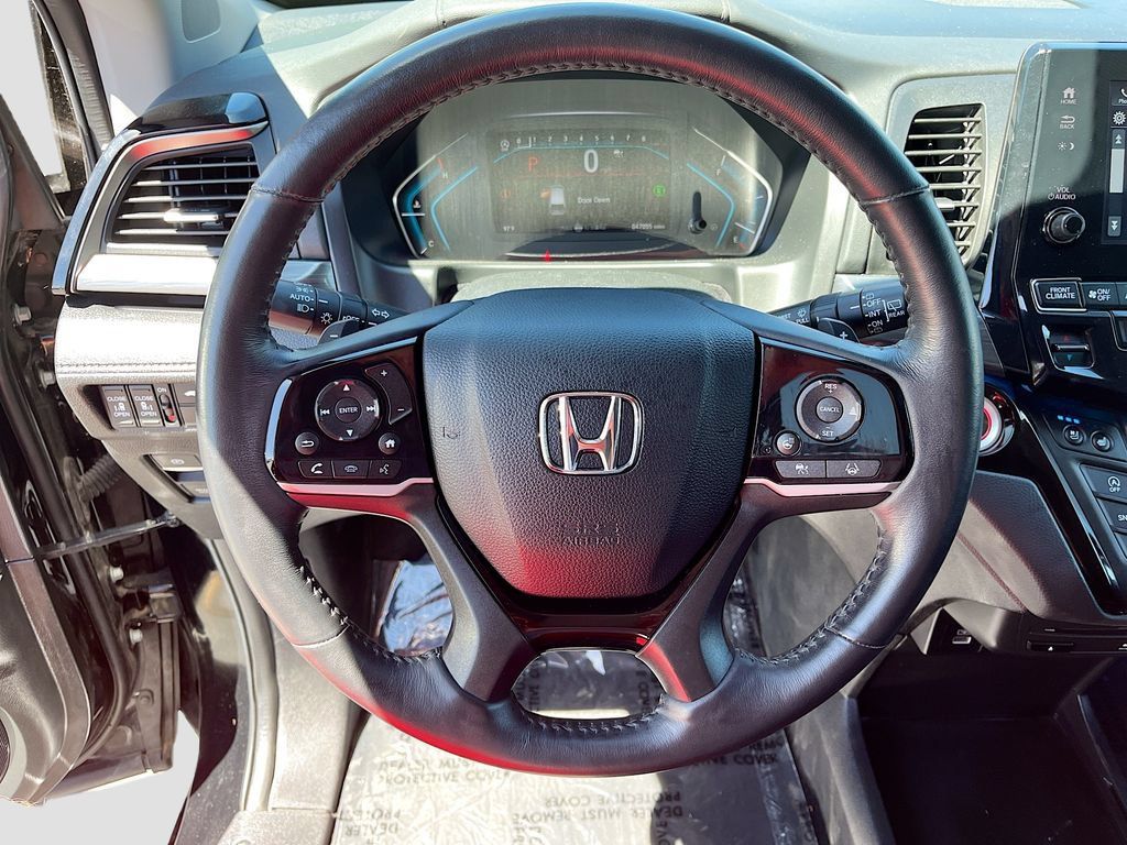 Used 2023 Honda Odyssey Elite image 11