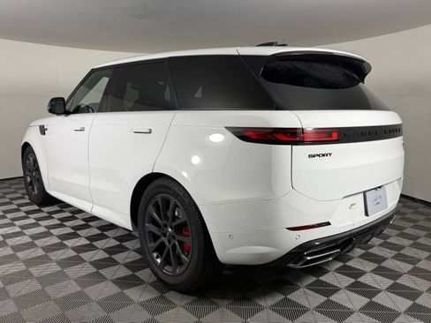 Used 2023 Land Rover Range Rover Sport SE Dynamic AWD/4WD image 4