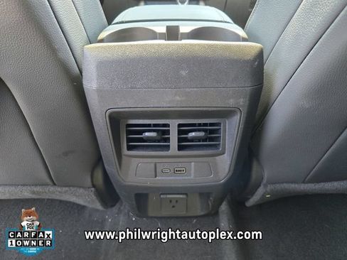 Used 2024 GMC Canyon Denali AWD/4WD image 13