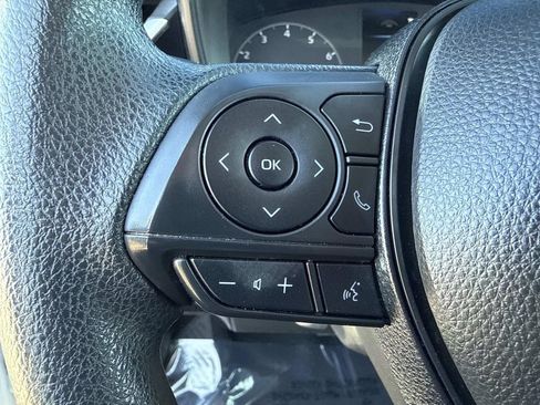 Used 2024 Toyota Corolla LE image 29