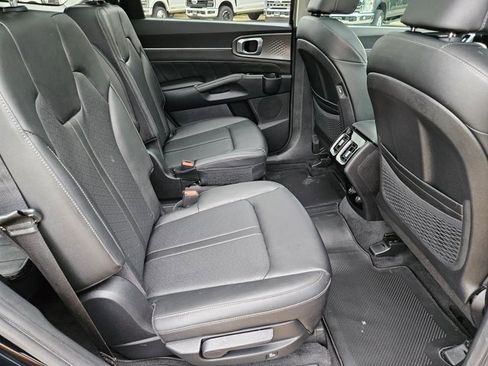 Used 2023 Kia Sorento SX FWD image 22