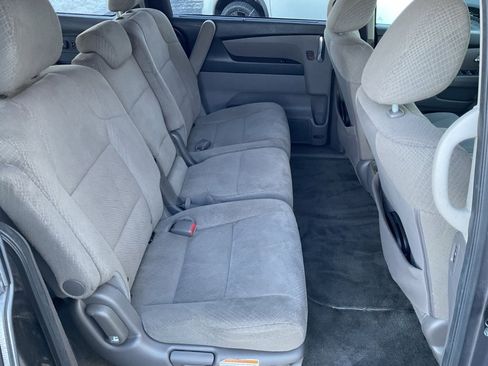 Used 2016 Honda Odyssey SE image 19