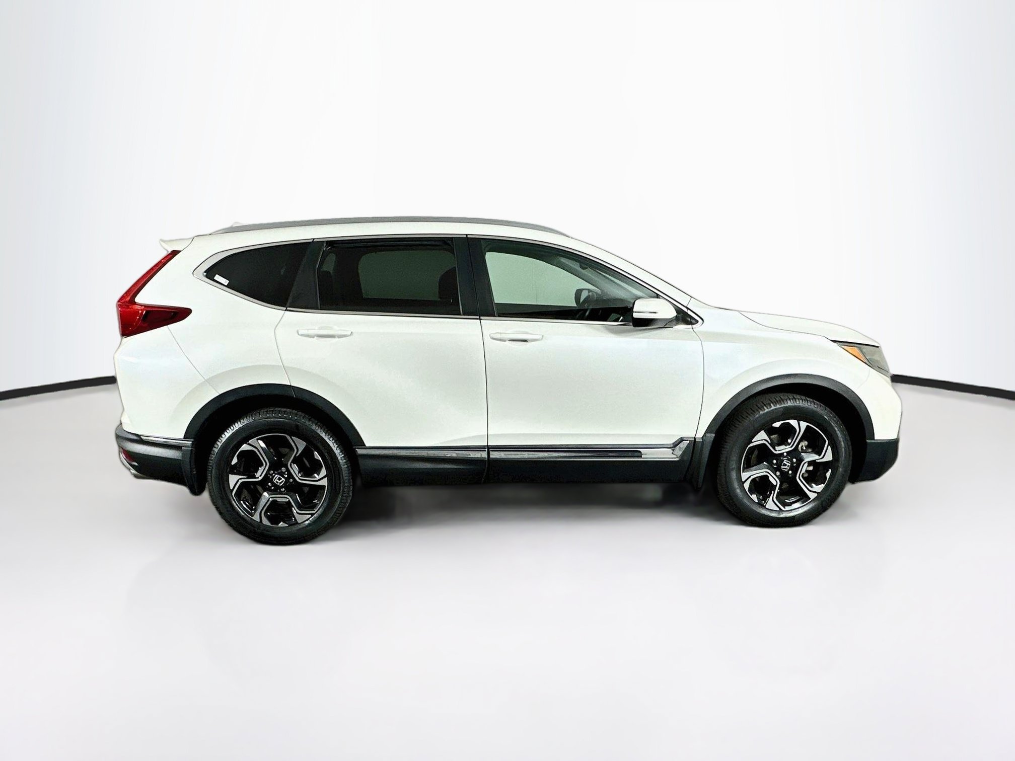 Used 2018 Honda CR-V Touring image 10