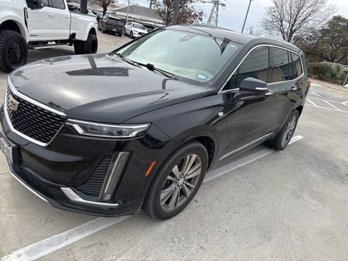 Used 2020 Cadillac XT6 Premium Luxury w/ Platinum Package image 6