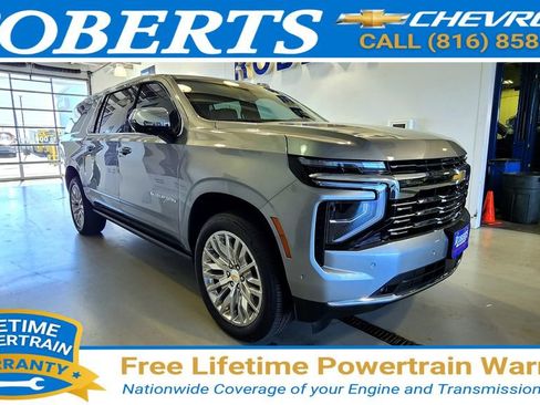Used 2025 Chevrolet Suburban Premier AWD/4WD image 1