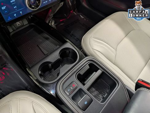 Used 2025 Ford Mustang Mach-E Premium AWD/4WD image 17