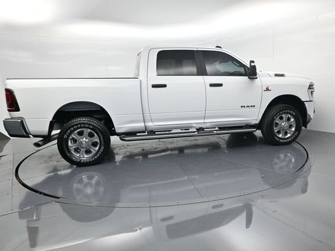Used 2025 RAM 2500 Big Horn image 8