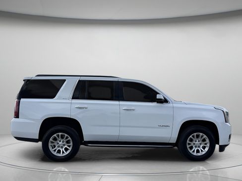 Used 2018 GMC Yukon SLT AWD/4WD image 2