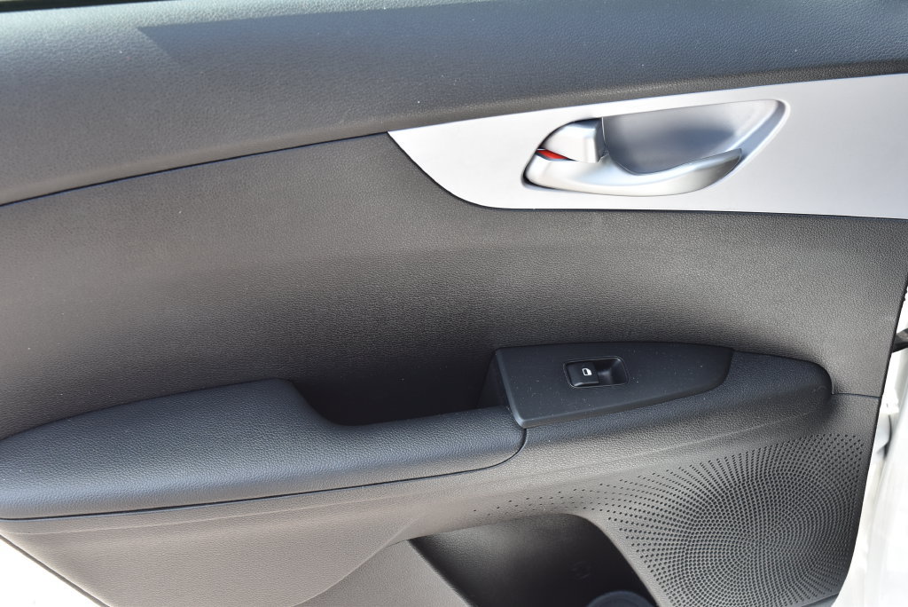 Used 2024 Kia Forte LXS FWD image 10