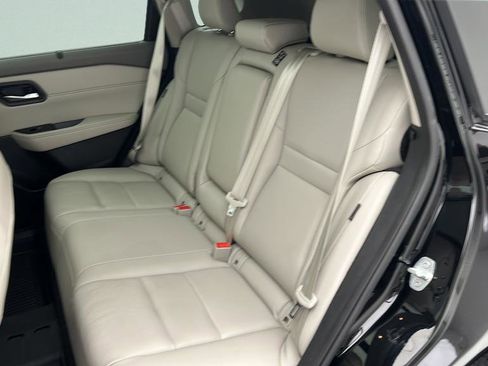 Used 2023 Nissan Rogue SL w/ SL Premium Package AWD/4WD image 10