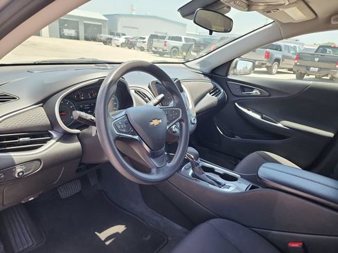 Used 2024 Chevrolet Malibu LT FWD image 10