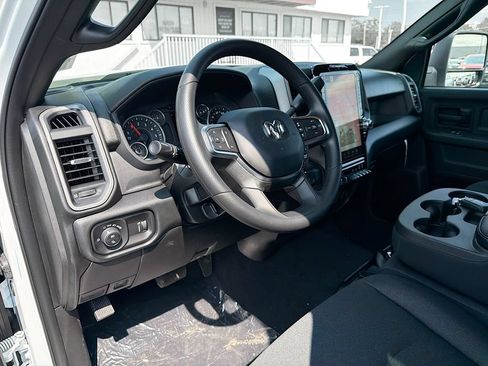 New 2026 RAM 2500 Tradesman AWD/4WD image 14