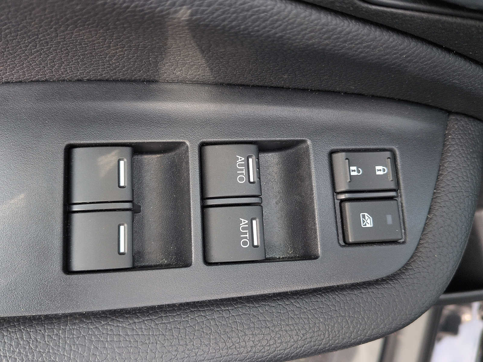 Used 2024 Honda Ridgeline Black Edition image 16