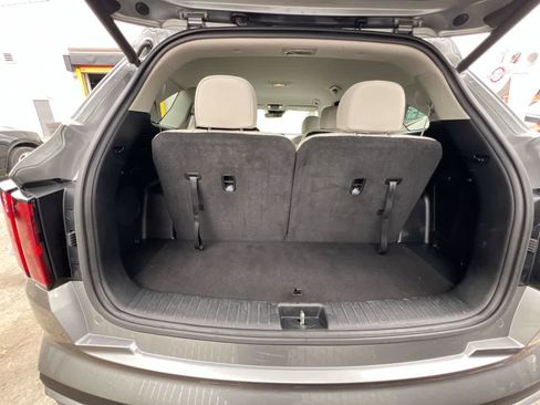 Certified 2024 Kia Sorento SX Prestige AWD/4WD image 25