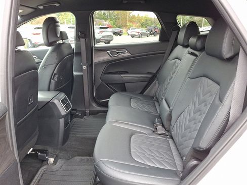 Used 2023 Kia Sportage X-Line image 9