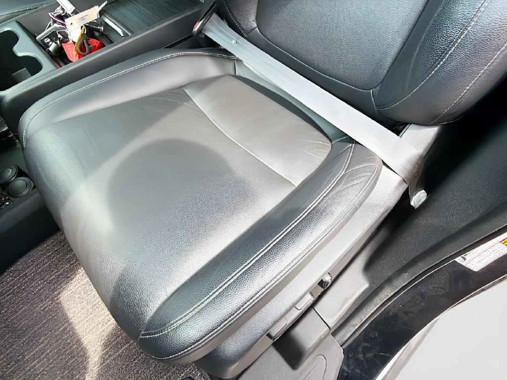 Used 2023 Honda Odyssey Touring image 19
