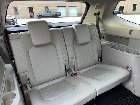 Used 2022 Volkswagen Atlas SEL Premium image 30