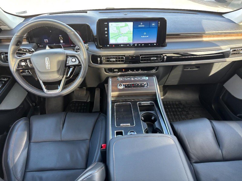Used 2026 Lincoln Aviator Reserve AWD/4WD image 14