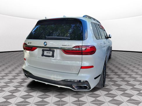 Used 2019 BMW X7 xDrive50i w/ M Sport Package AWD/4WD image 4