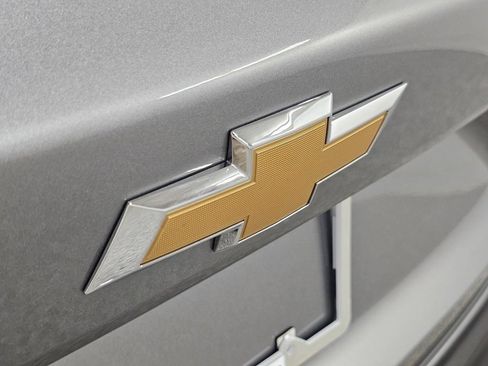 Used 2026 Chevrolet Trax LS w/ LS Convenience Package FWD image 25