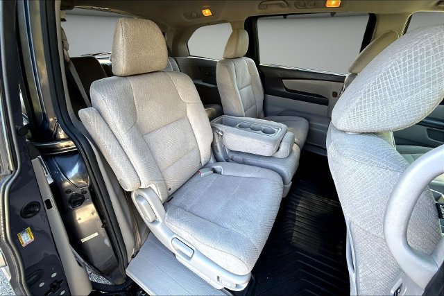 Used 2016 Honda Odyssey SE image 27